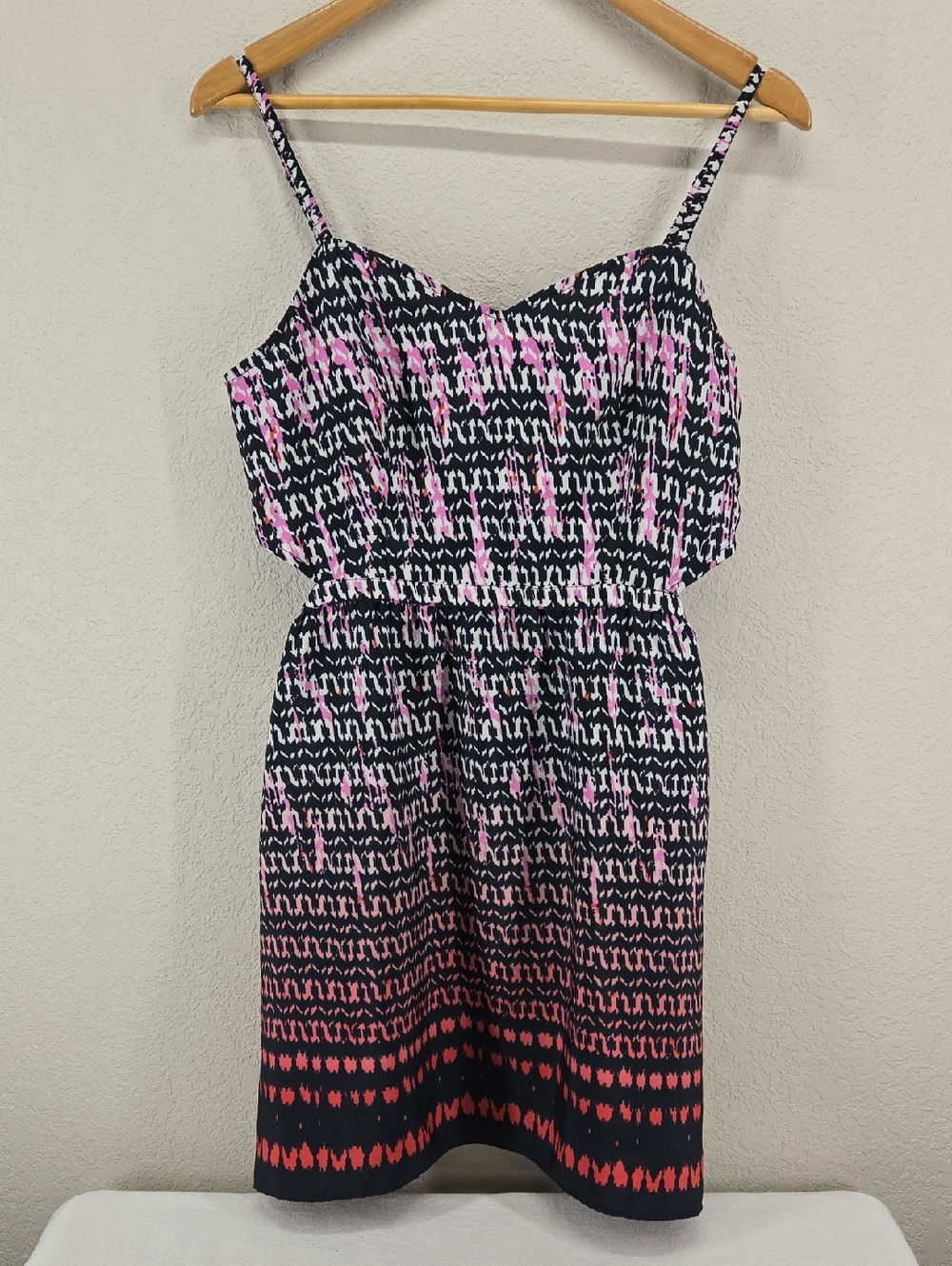 American Eagle Outfitters Black Pink Coral Patterned Spaghetti-Strap Mini Dress